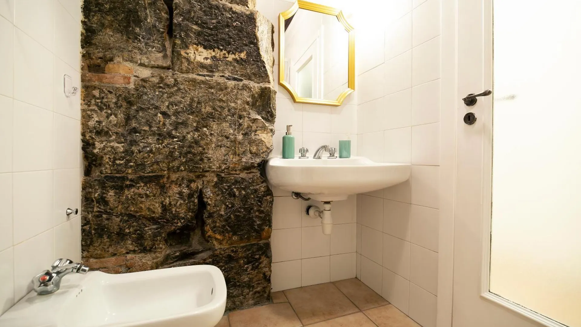 Casa Del Borgo Apartment Genoa